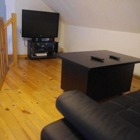 Appartement Rdc Dans Jolie Parc Arbore Beure Екстер'єр фото